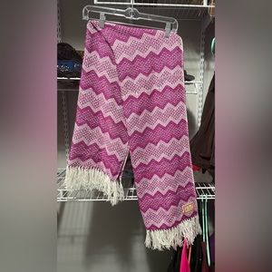 Peruvian Figueroa Alpaca Wool Long Soft White Pink Scarf